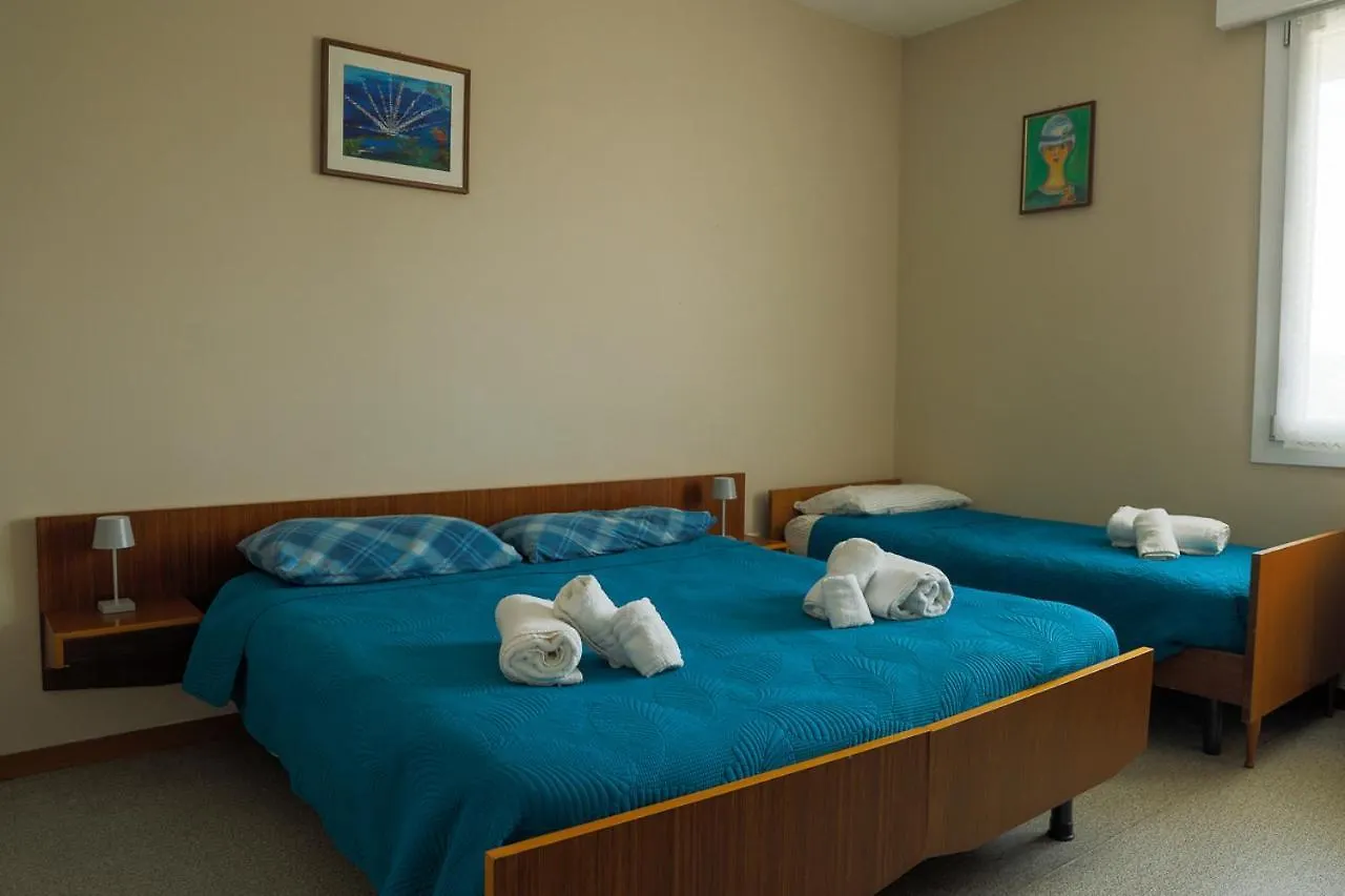 Apartment {Lux Kobler} - Luminoso Appartamento Fronte Mare Lido di Jesolo