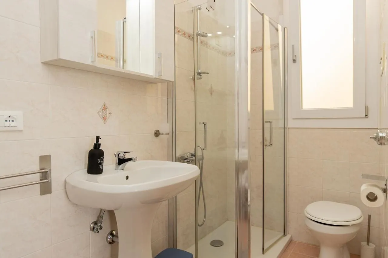 Apartment {Lux Kobler} - Luminoso Appartamento Fronte Mare Lido di Jesolo